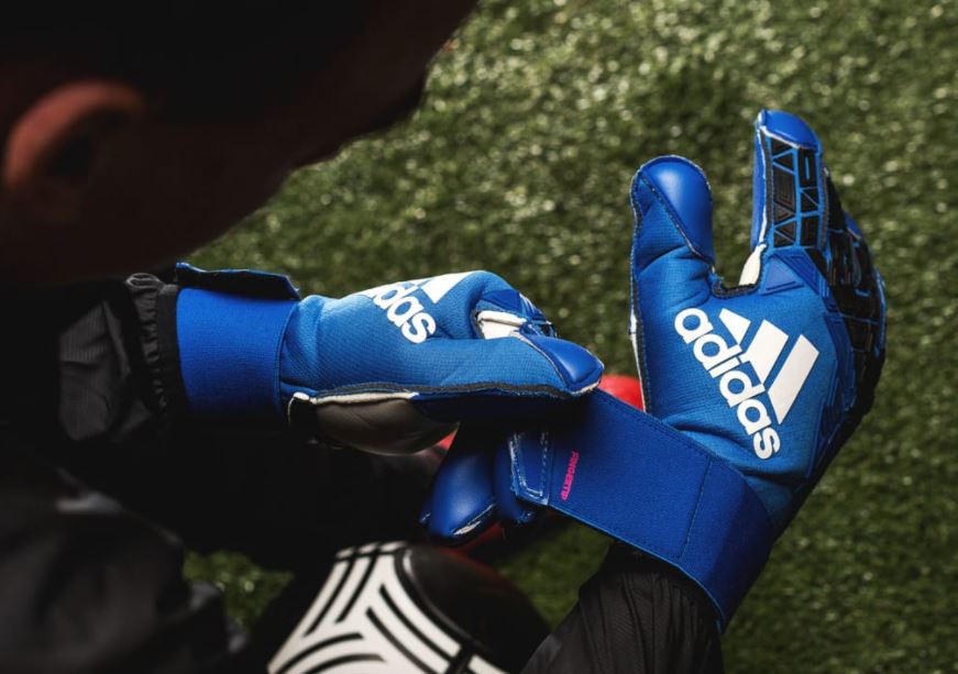 goalie gloves